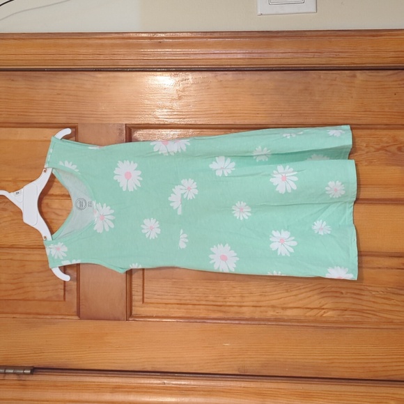 Kids Dress - Picture 1 of 3